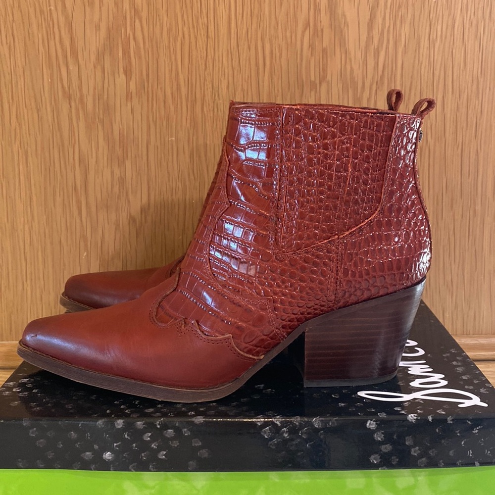 VGUC Sam Edelman Red Cowboy Booties
